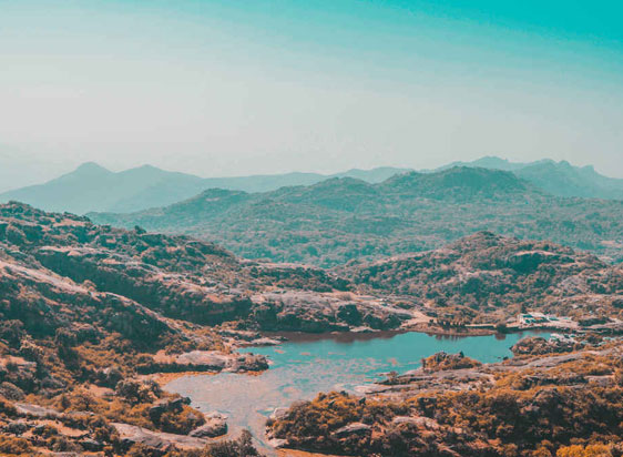 Jaipur to Mount Abu by Force Urbania
